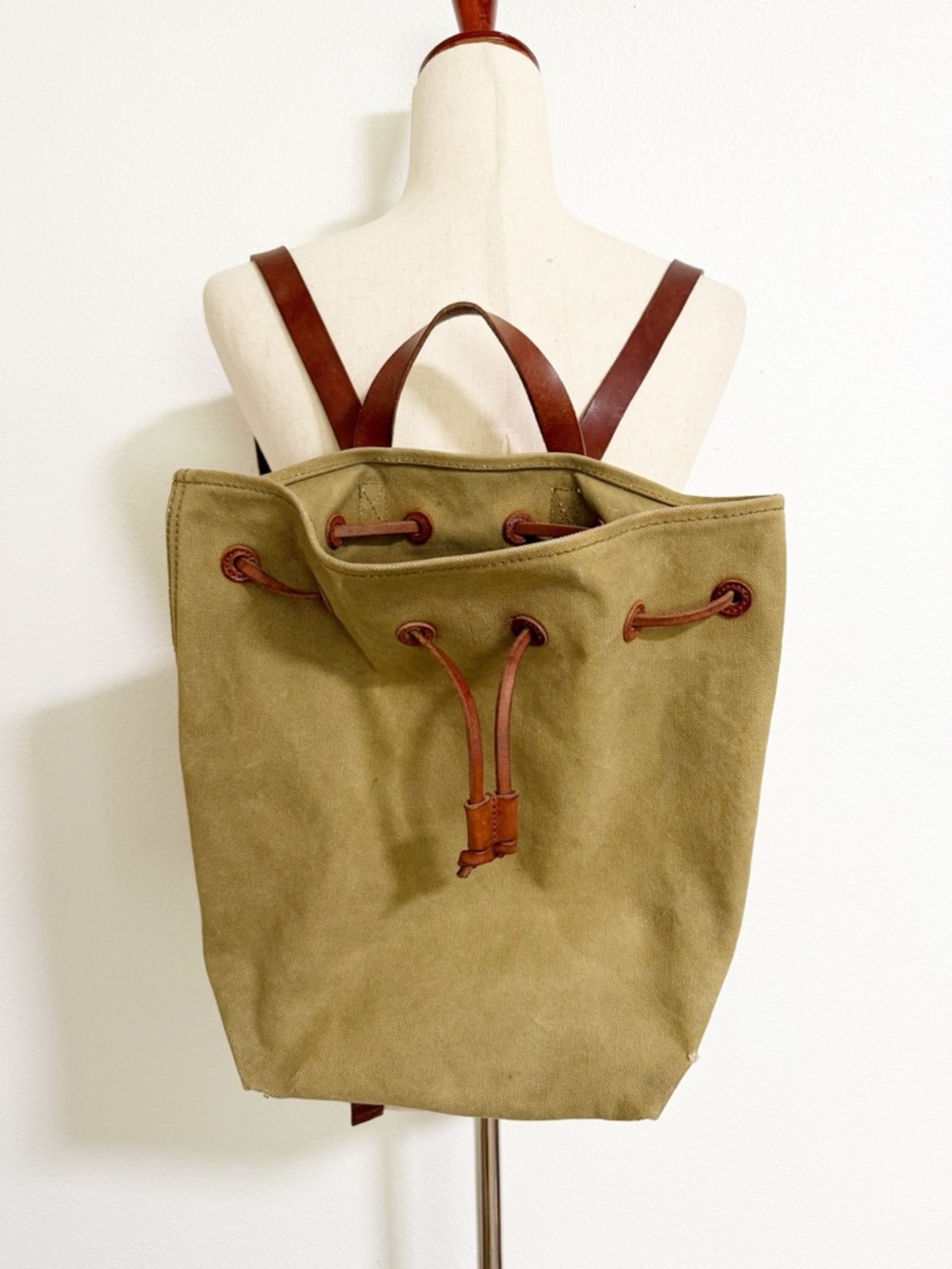 Madewell Somerset Cotton Canvas Leather Strap Drawstring Backpack - Picture 3 of 15